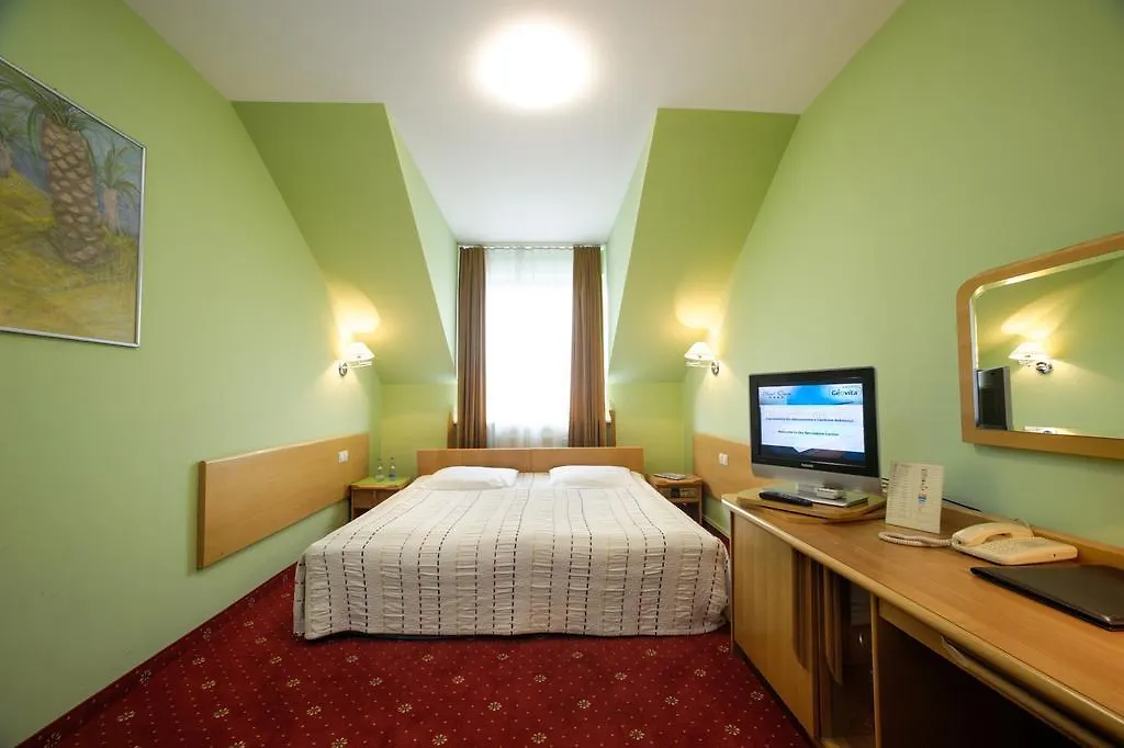Hotel Orient Krakow 4*,